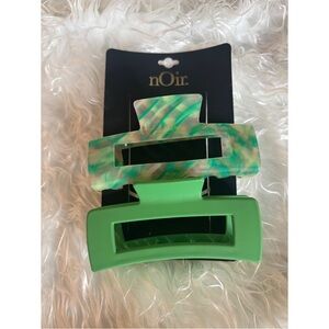 nOir Jewelry Green and Marble Hair Clips